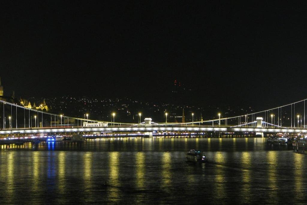 Riverside City Center, 5Th District Budapest Eksteriør bilde