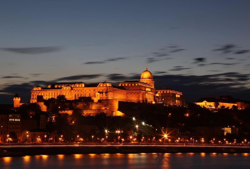 Riverside City Center, 5Th District Budapest Eksteriør bilde